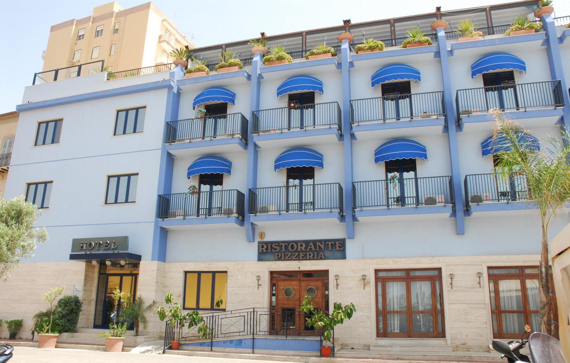 Hotel Al Faro Licata Exterior photo