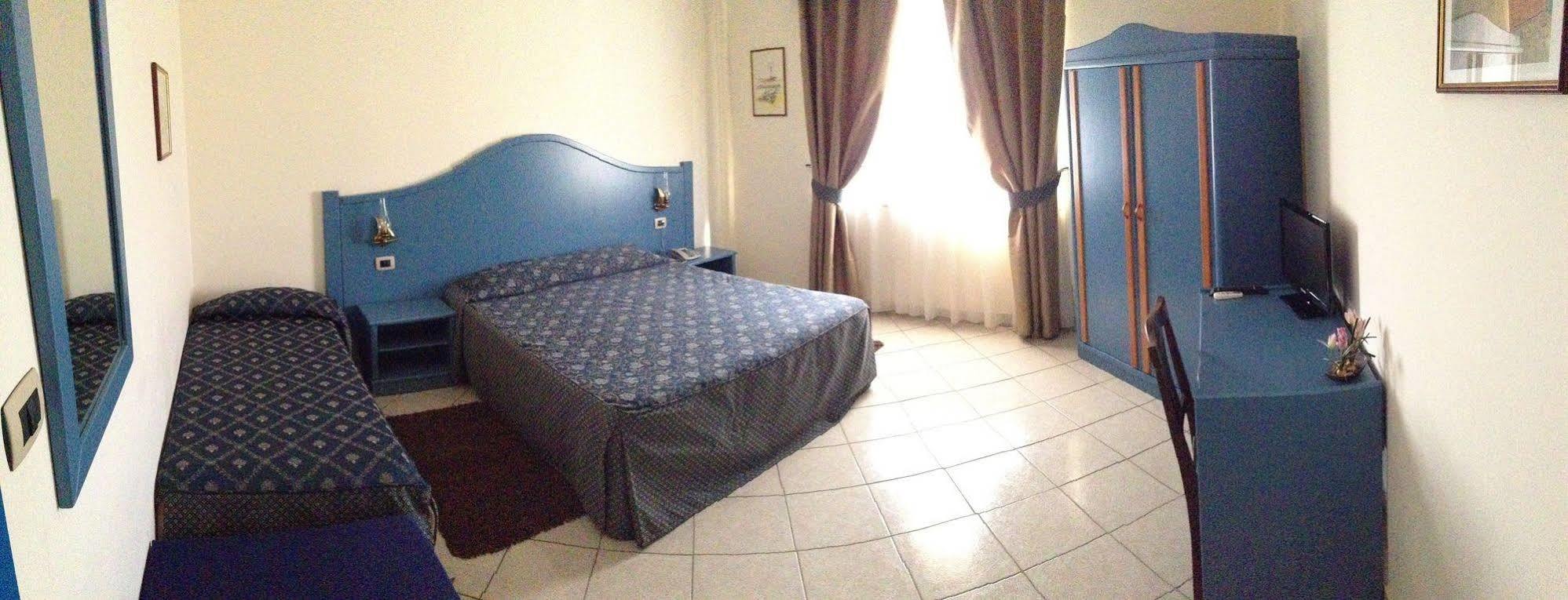 Hotel Al Faro Licata Exterior photo