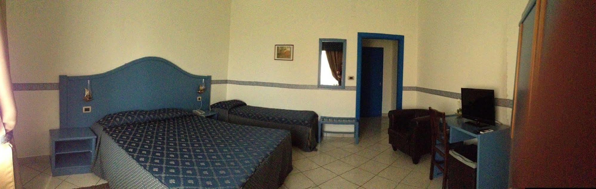 Hotel Al Faro Licata Exterior photo